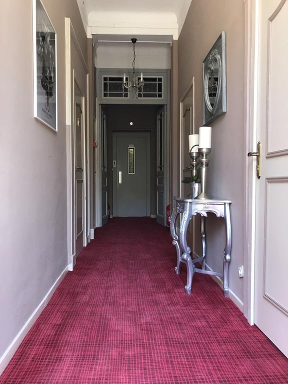 Hotel Oxford Cannes Exterior photo